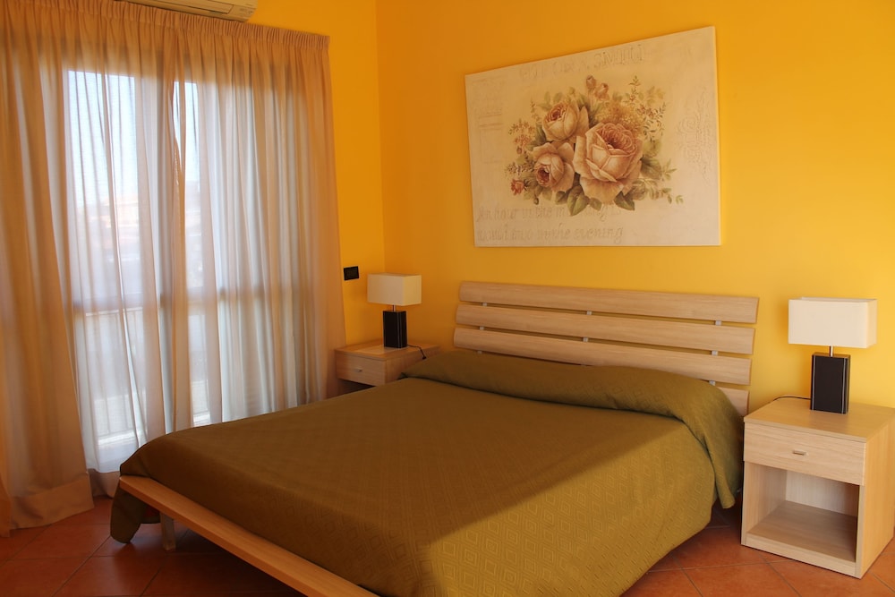 

Catania - Ostia Lido - Hotel La Maison Jolie