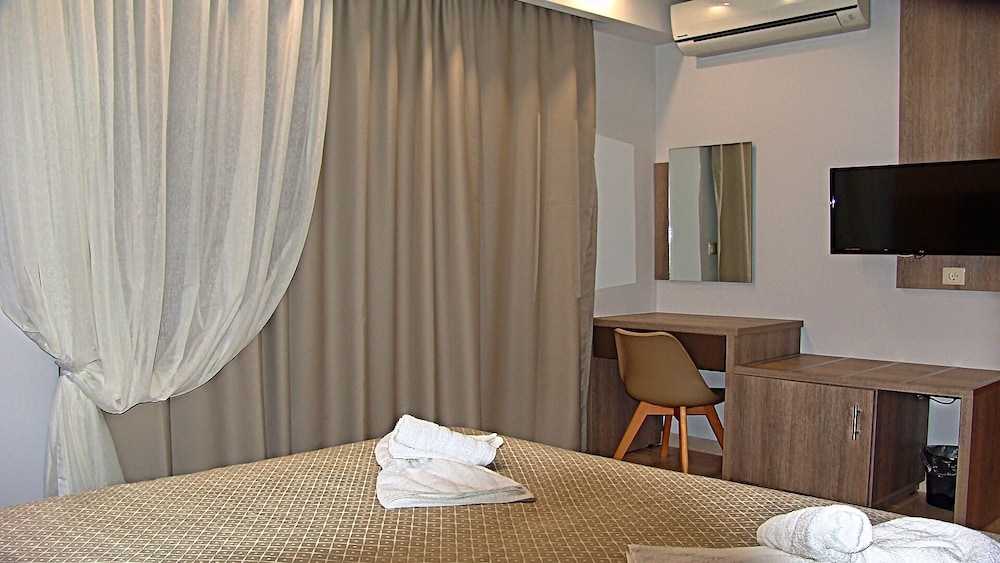 

Firenze - Haraki - Saint George Resort