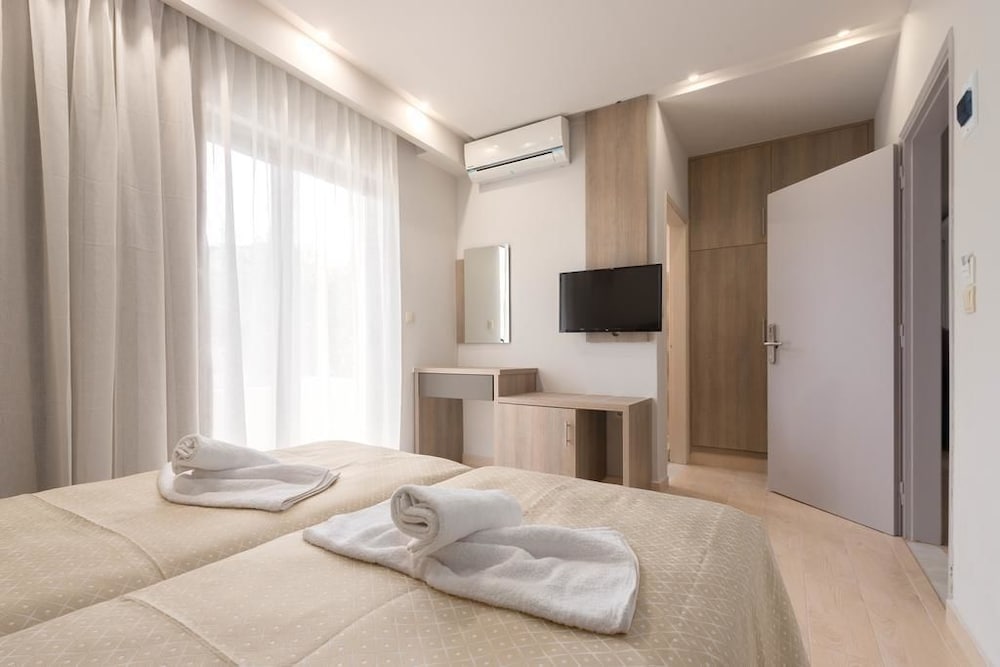 

Verona - Haraki - Saint George Resort