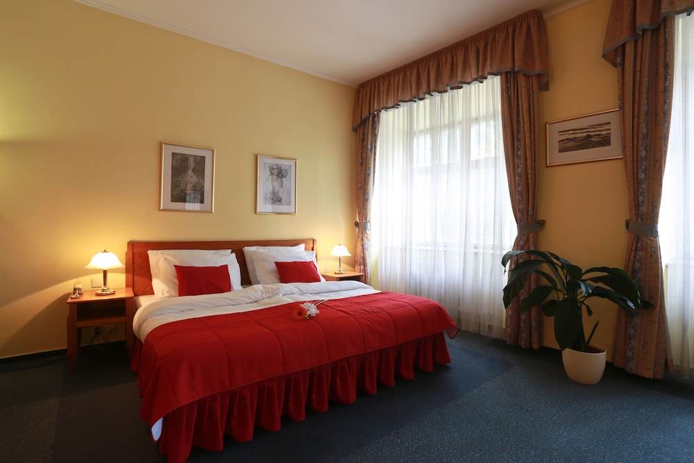 

Roma - Roudnice nad Labem - Hotel Magnolia