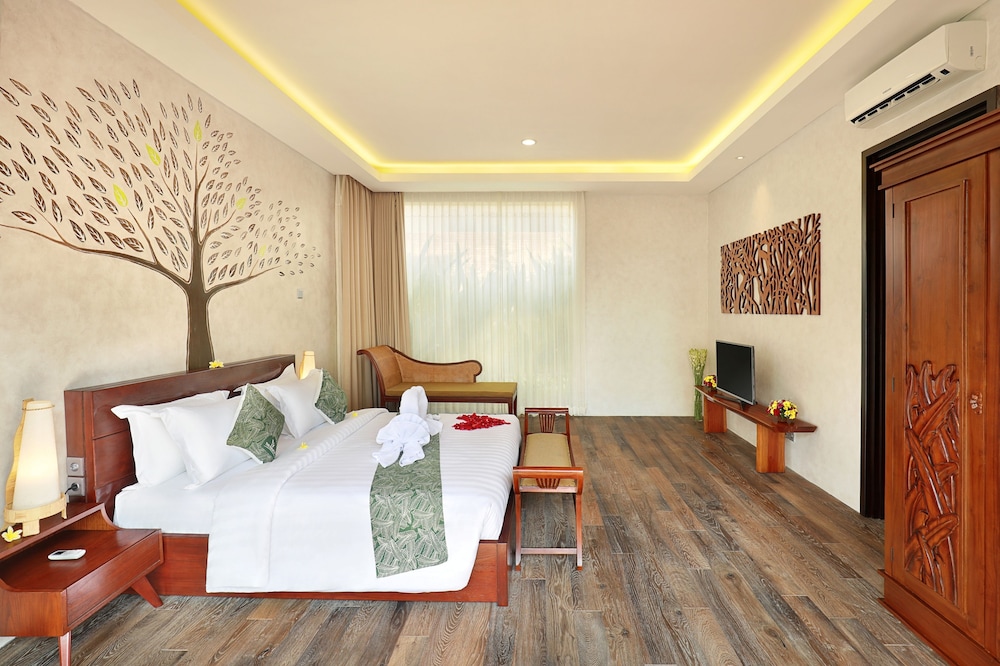 

Napoli - Uluwatu - The Miracle Villa Nusa Dua