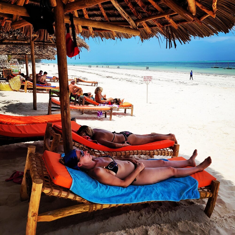 

Lamezia Terme - Kiwengwa - Sipano Beach Lodge