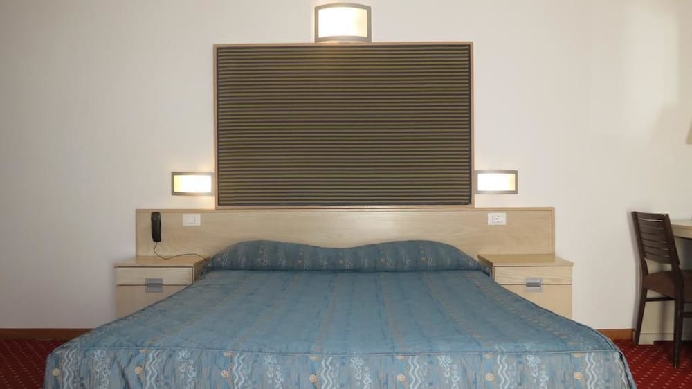 

Milano - Ostia Lido - Hotel Chopin