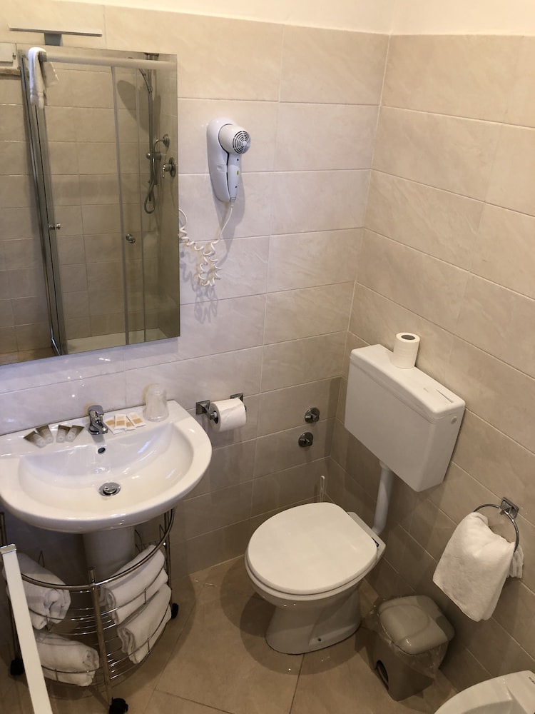 

Comiso - Ostia Lido - Hotel Chopin