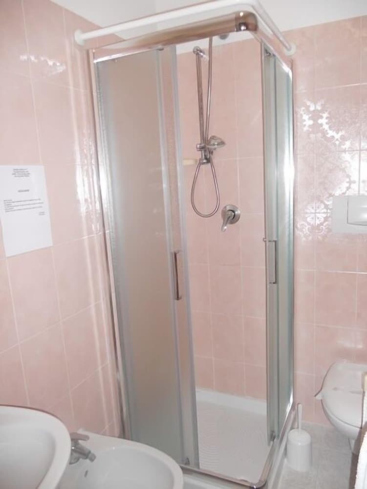 

Palermo - Bellaria Igea Marina - Hotel Emilia