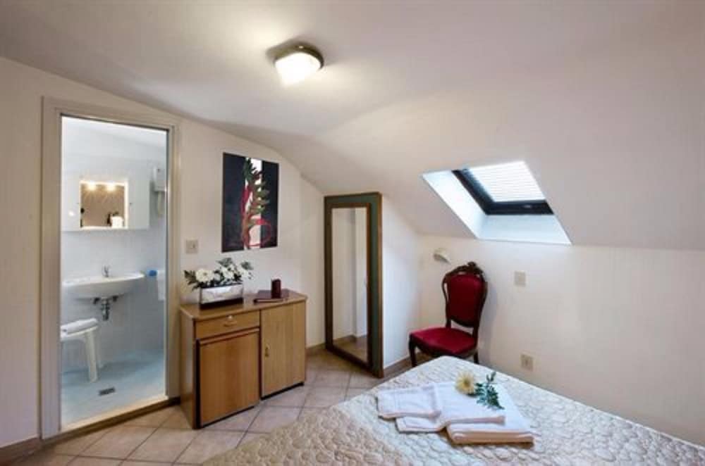 

Milano - Riviera Romagnola, Mare Italia - Hotel Roma