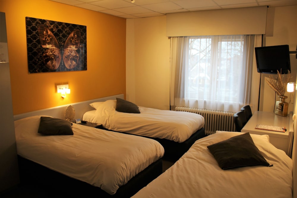 

Bologna - Aalsmeer - Hotel Restaurant de Jonge Heertjes