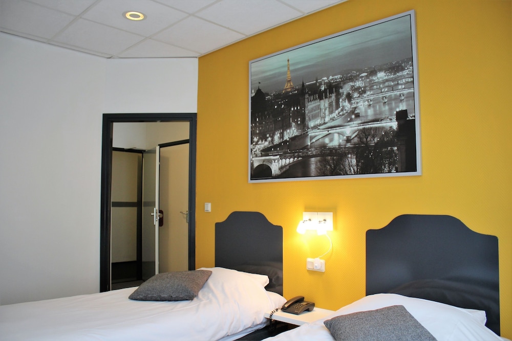 

Ancona - Amsterdam - Hotel Restaurant de Jonge Heertjes