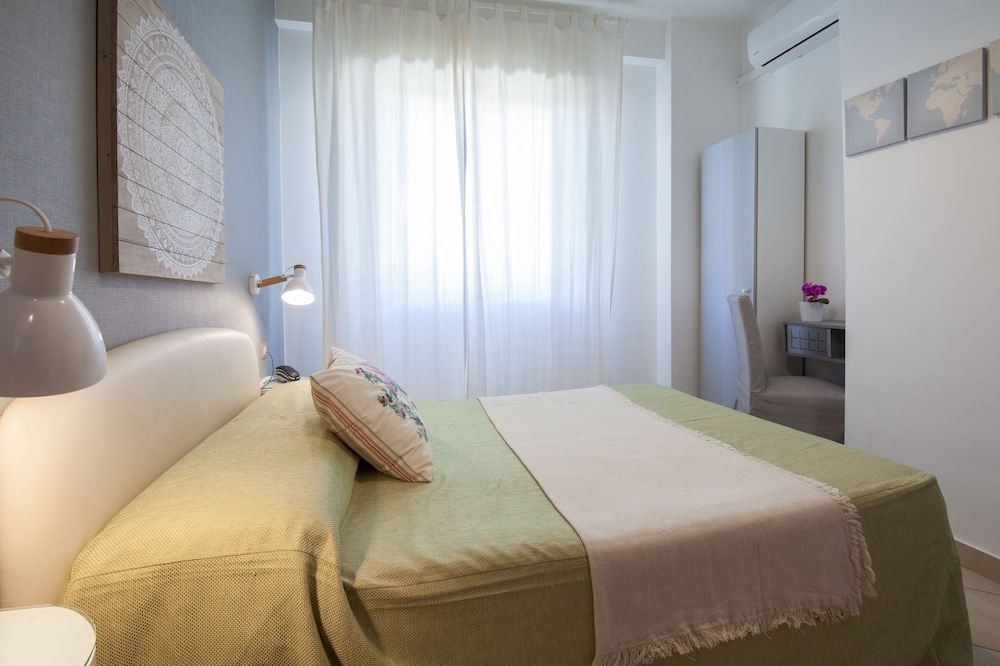 

Milano - Monte di Procida - Mini Hotel