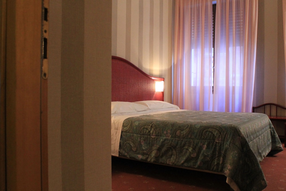 

Lamezia Terme - Imperia - Hotel Kristina