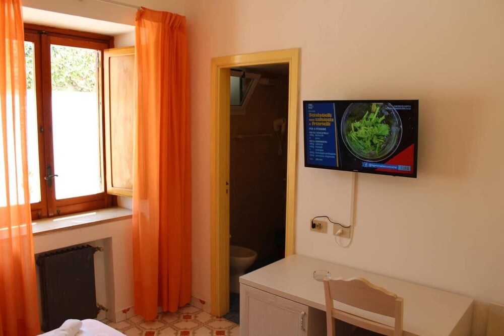 

Bari - Ischia - Hotel Al Bosco