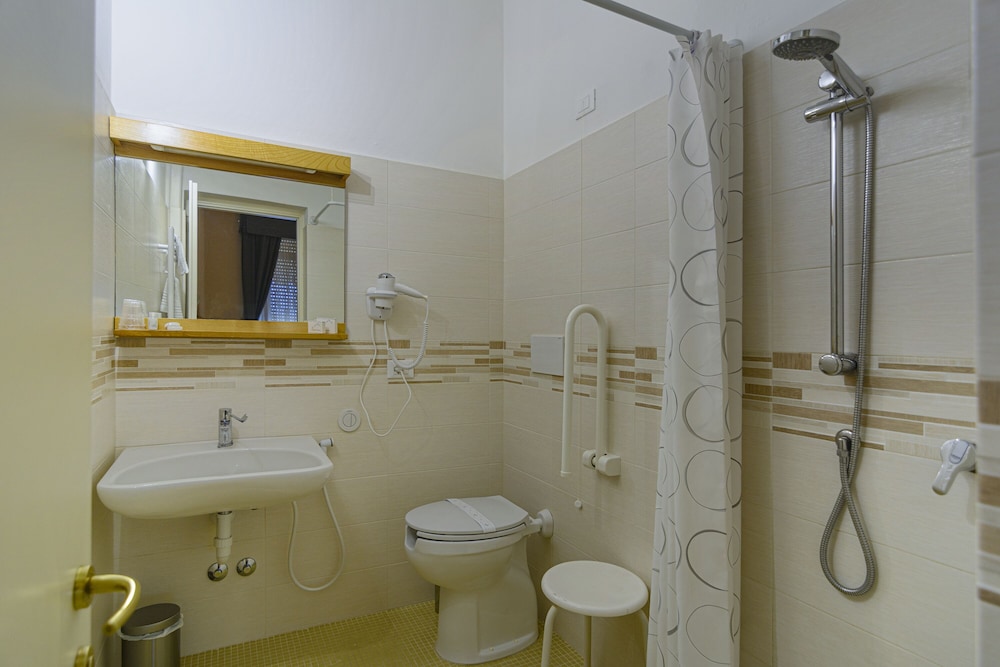 

Roma - Versilia e Costa Toscana, Mare Italia - Hotel La Pace