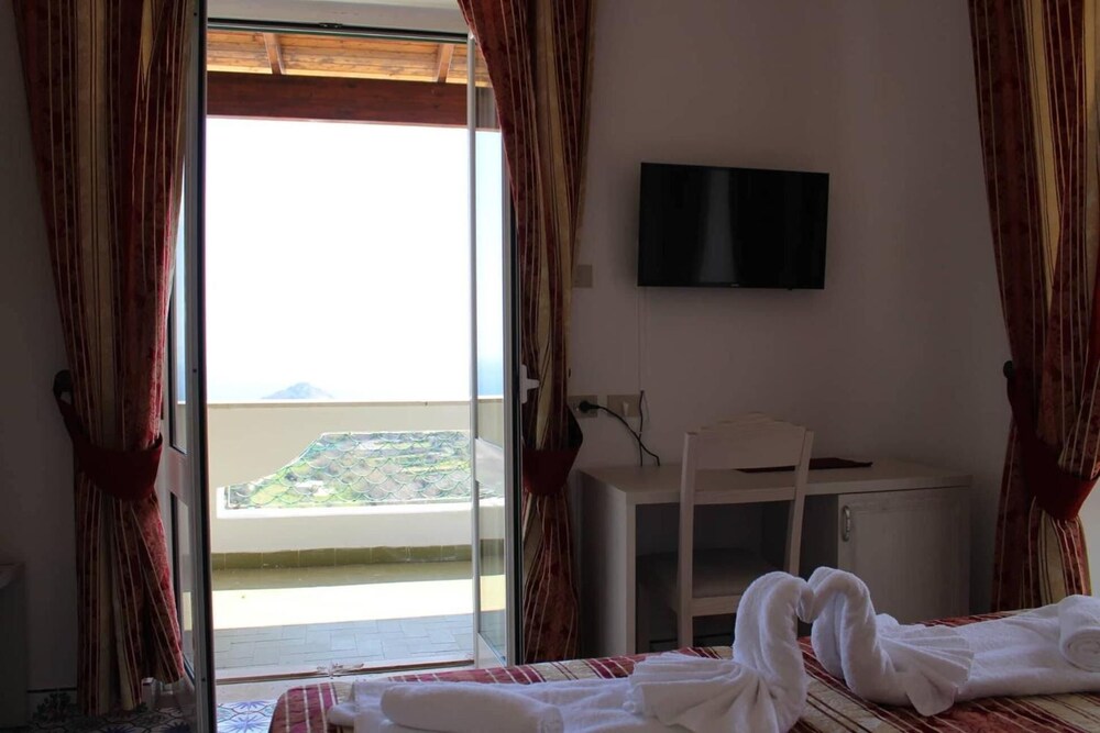 

Genova - Ischia - Hotel Al Bosco