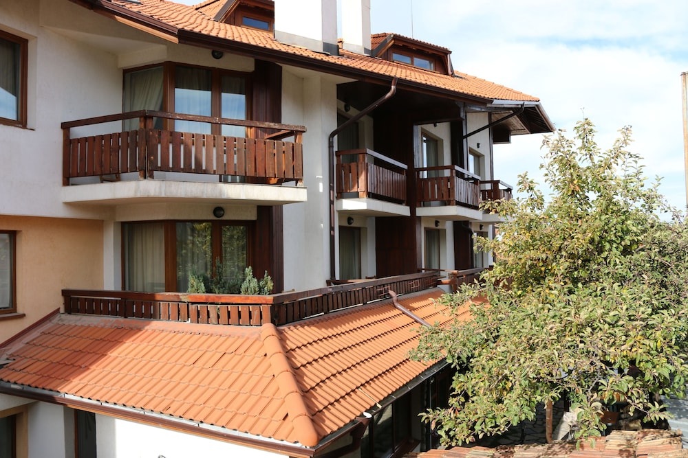 

Milano - Dobrinishte - Kralev Dvor Hotel
