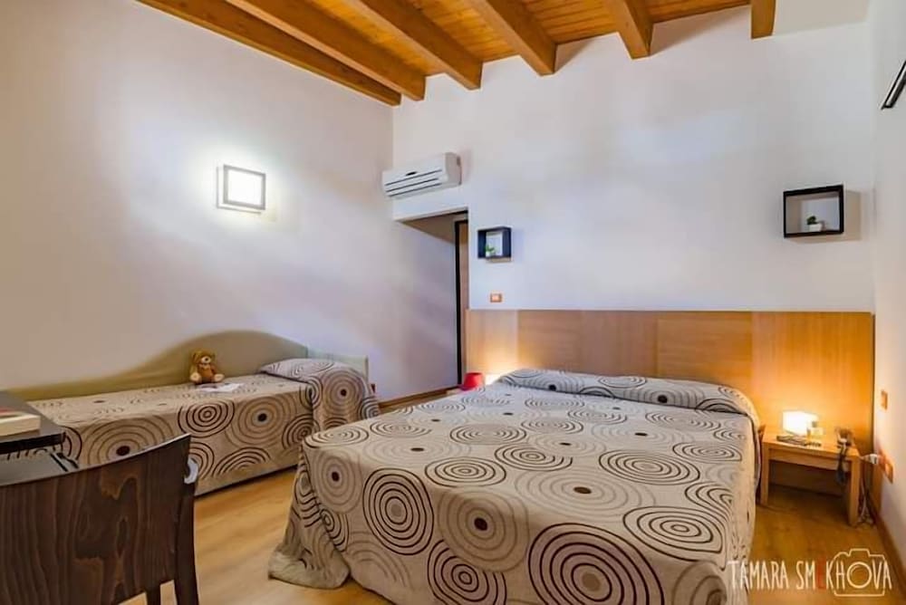 

Genova - Sciacca - Locanda Al Moro Hotel