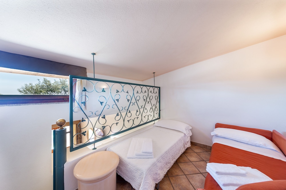 

Milano - Castiadas - Sant'Elmo Beach Hotel