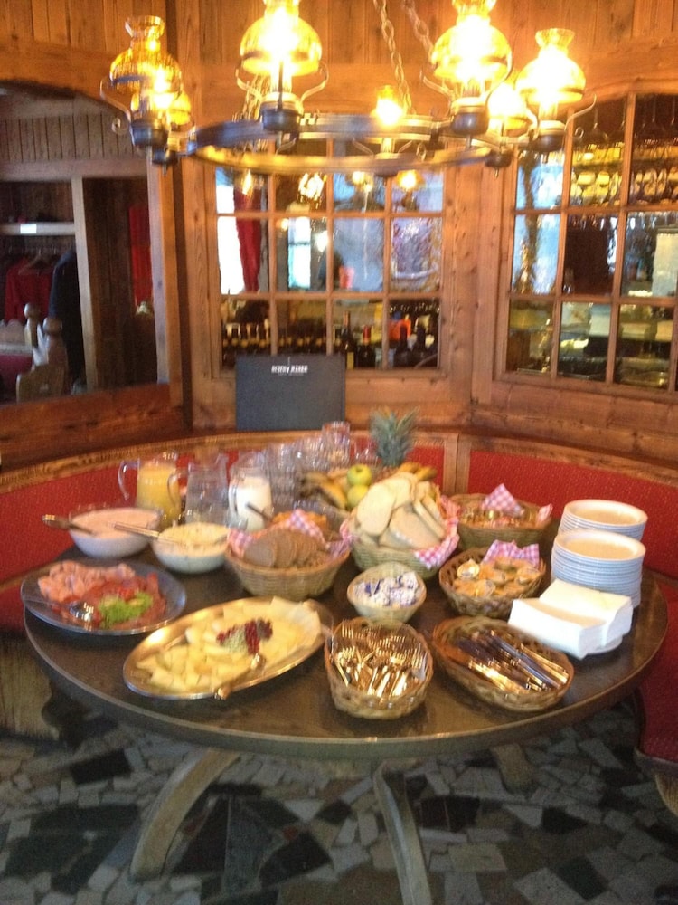 

Ancona - Cervinia - Hotel Schwarzsee