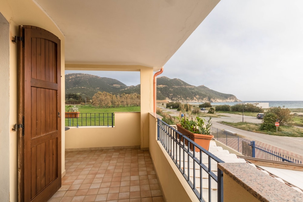 

Napoli - Villasimius, Sardegna - Hotel Villa del Mare