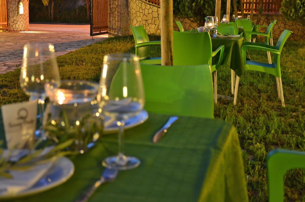 

Milano - Kypseli - Sunny Garden Apartment
