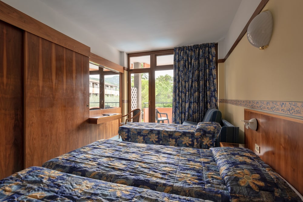 

Napoli - Lazise - Hotel Royal
