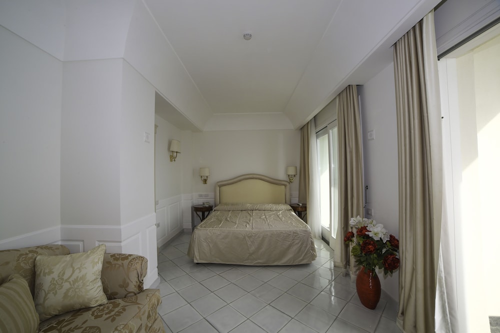 

Torino - Scala - Hotel Villa Fraulo