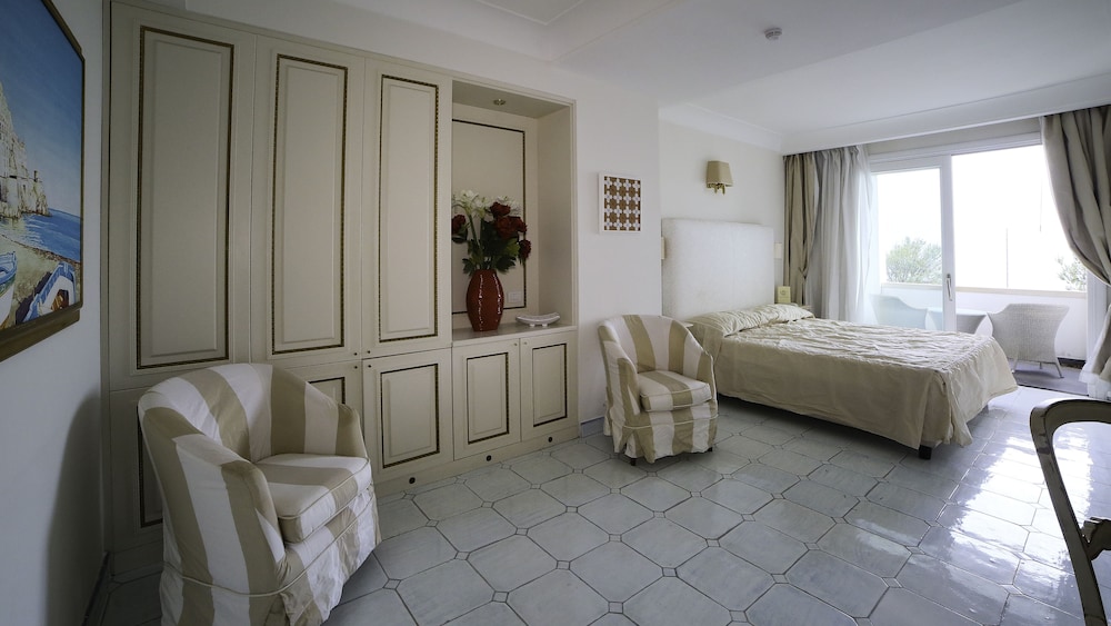 

Palermo - Scala - Hotel Villa Fraulo