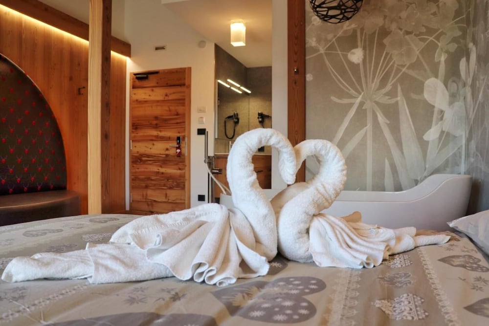 

Milano - Senale - San Felice - Hotel Panorama Wellness & Resort