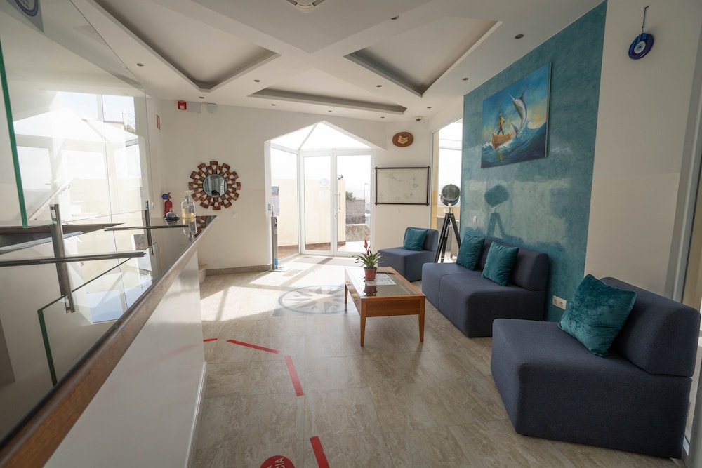 

Milano - Isola di Sao Vincente, Capo Verde - Blue Marlin Hotel