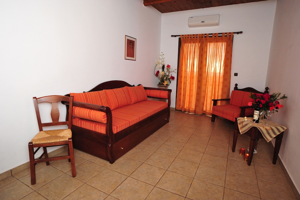 

Verona - Kissamos - Kavousi Traditional Home