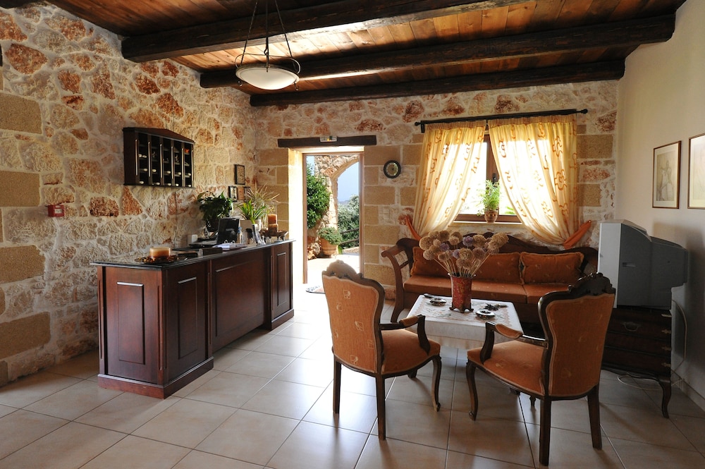 

Firenze - Kissamos - Kavousi Traditional Home