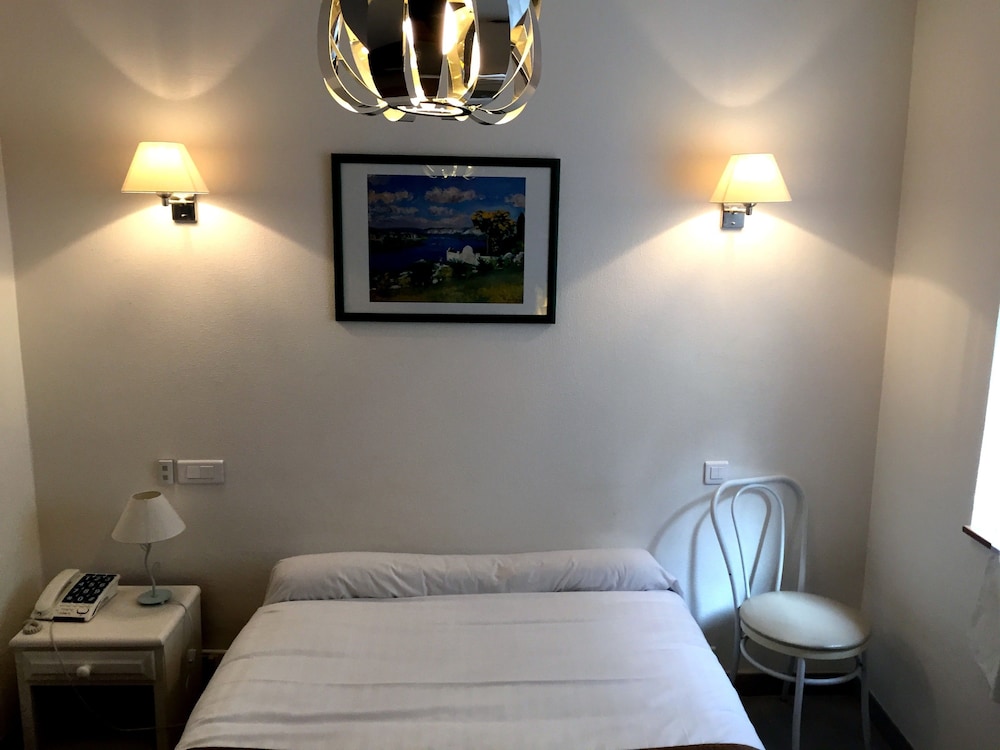 

Firenze - Clamart - Hotel Le Clos d'Alésia