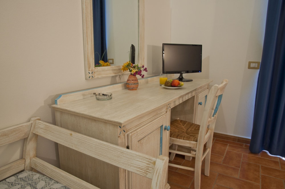 

Venezia - Carloforte - Hotel Le Sabbie Calasetta