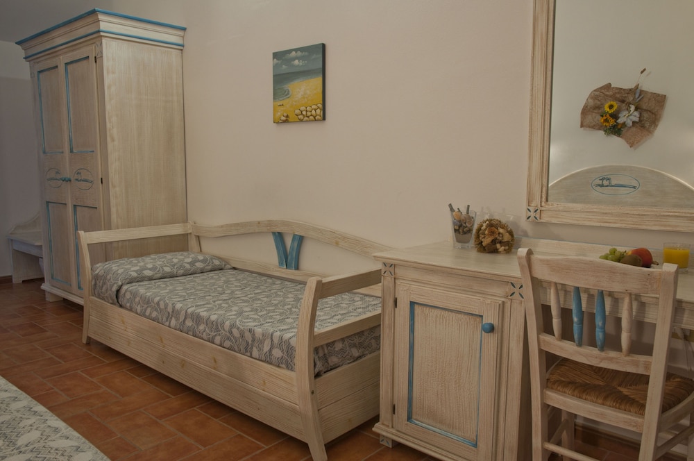 

Rimini - Carloforte - Hotel Le Sabbie Calasetta