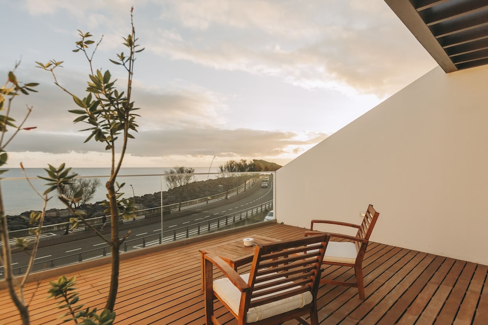 

Roma - Lagoa - Ocean View by Azores Villas