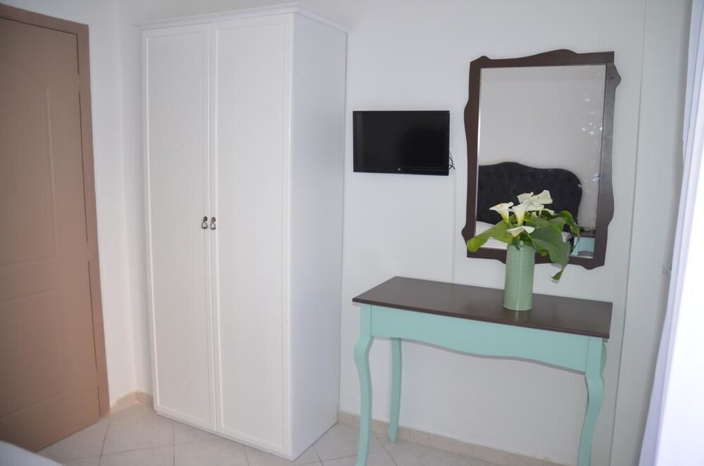 

Venezia - Sarandë - Epirus Hotel