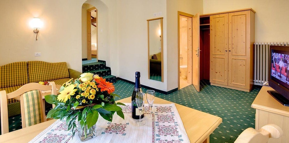 

Roma - Moena - Hotel Castel Latemar