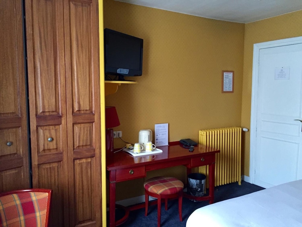 

Milano - Évreux - Hotel de Normandie