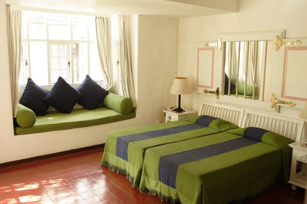 

Roma - Beruwala - Hotel Warahena Walauwa