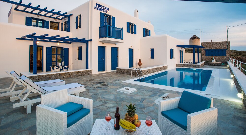 

Milano - Kalo Livadi - Mykonos Pro-care Suites