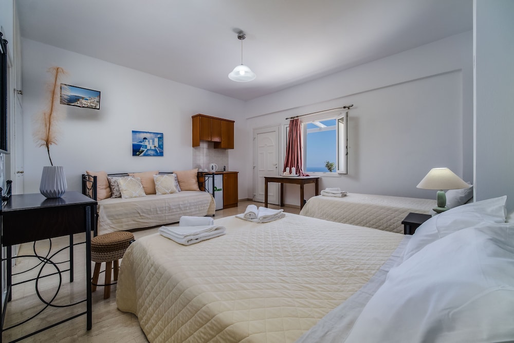 

Firenze - Kamari - Stavros Villas