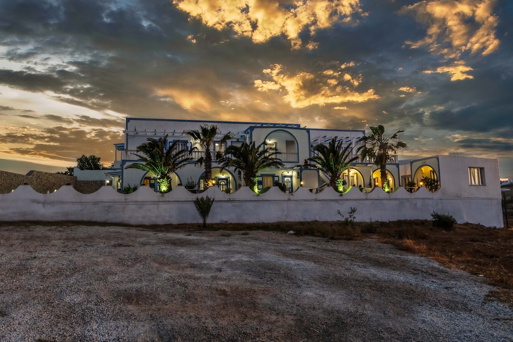 

Milano - Santorini, Isole Greche - Stavros Villas