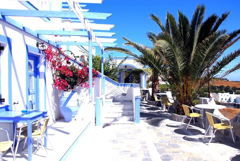 

Milano - Oia - Stavros Villas