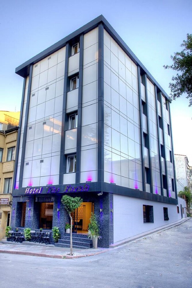 

Bologna - Istanbul - Hotel the Ferah