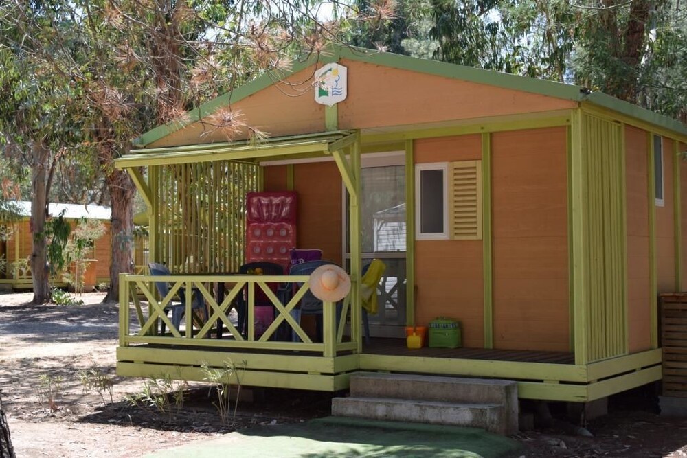 

Lamezia Terme - Calvi - Camping Paradella