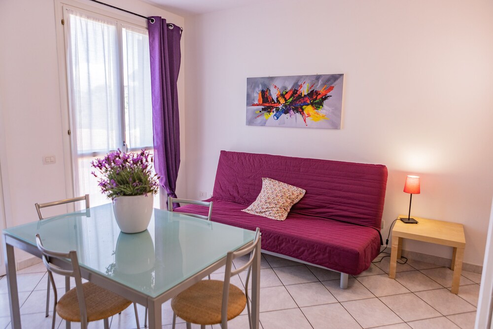 

Milano - Ameglia - Baia Blu RTA Residence