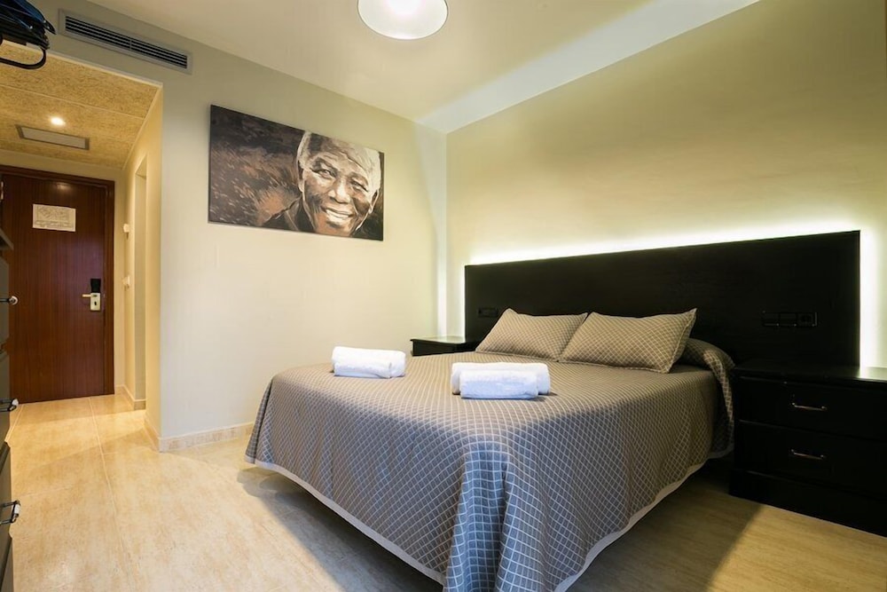 

Milano - Empuriabrava - Hotel Montmar