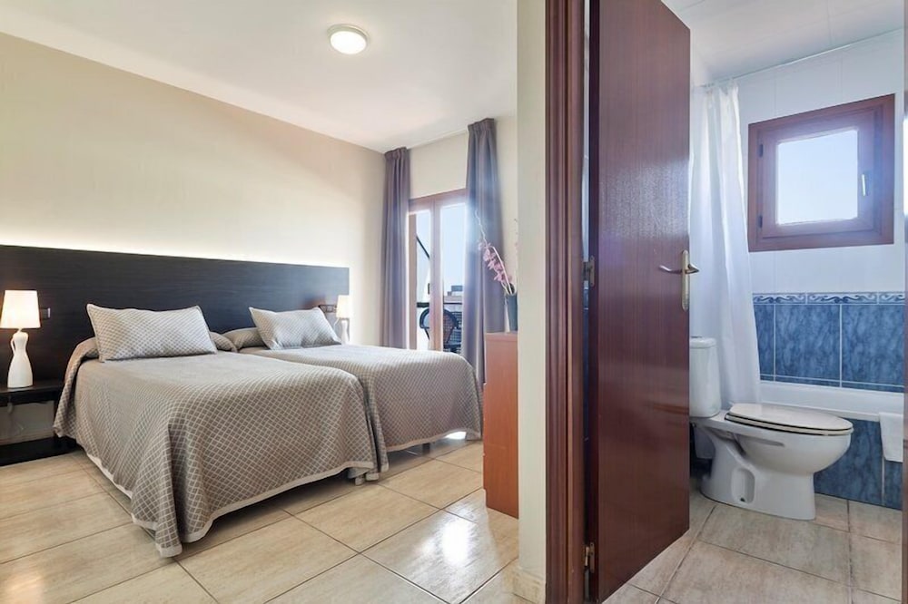 

Bologna - Roses - Hotel Montmar