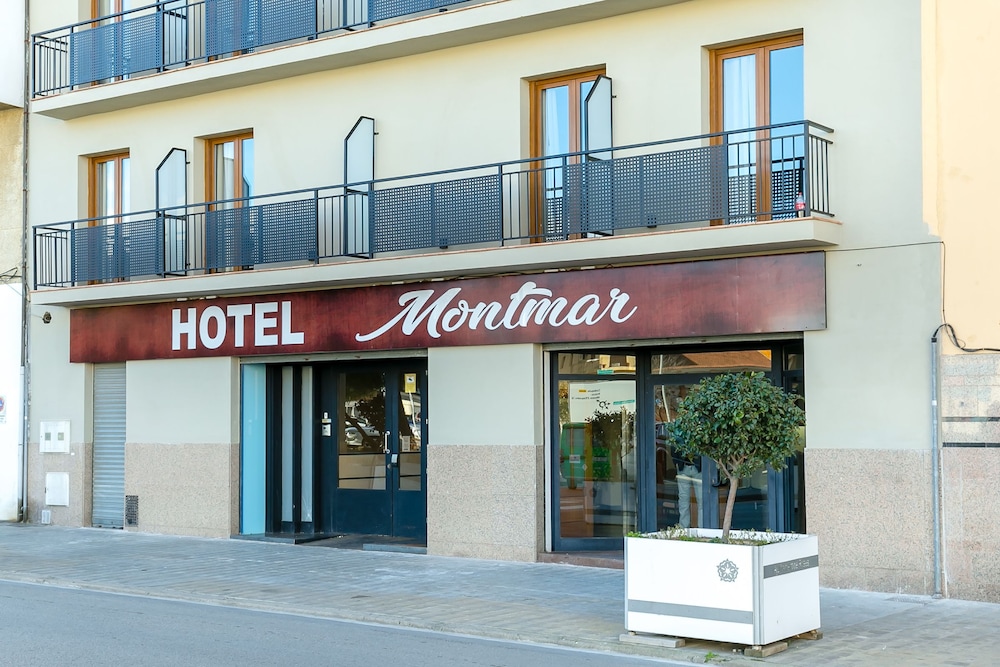 

Catania - Roses - Hotel Montmar