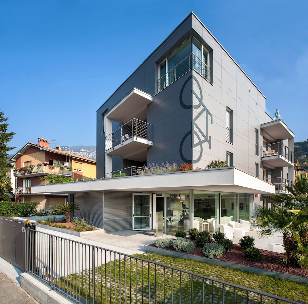 

Napoli - Arco - Gardabike Residence