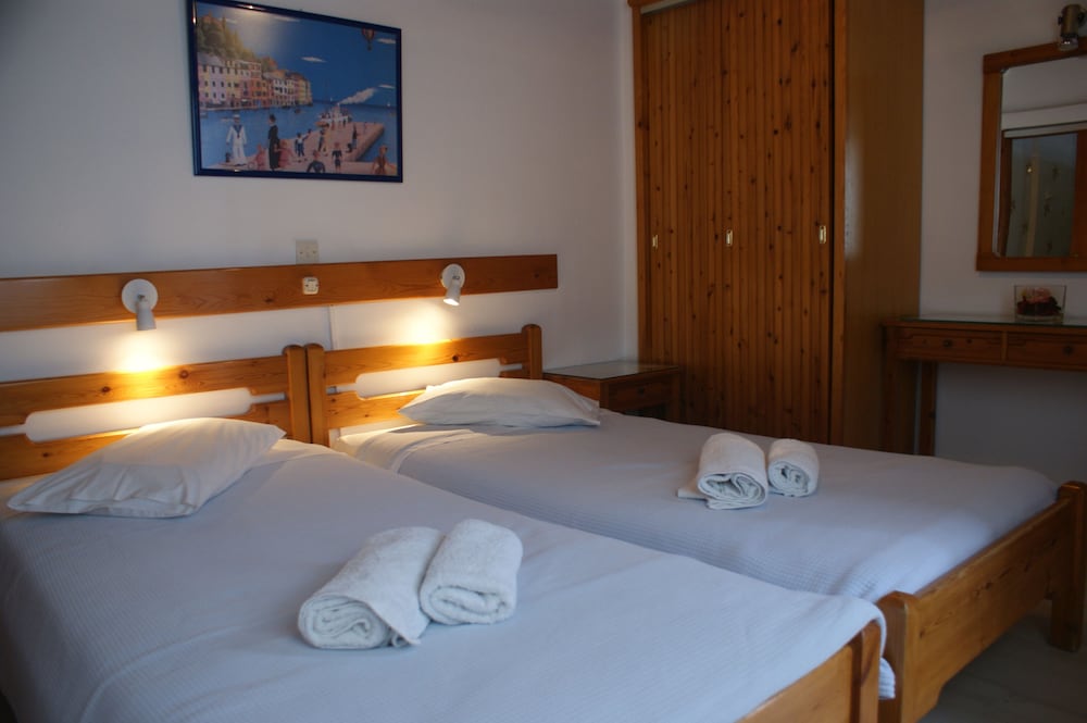 

Roma - Antiparos - Hotel Eleftheria